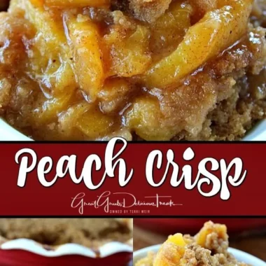 Delicious peach crisp dessert topped with crunchy oat topping